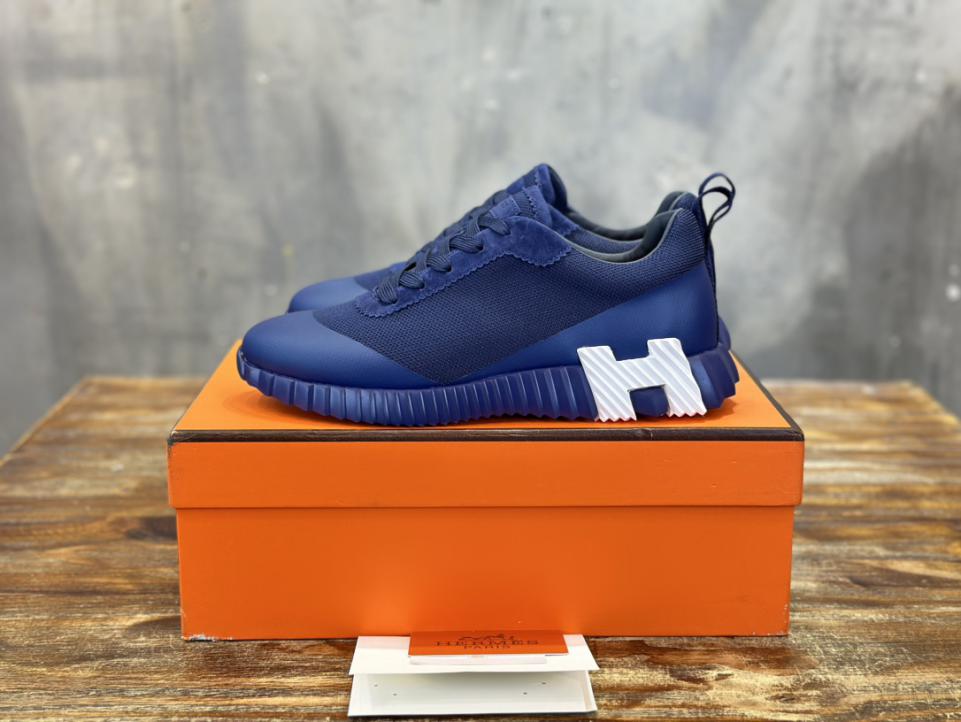 repliche,replica,perfette,siti di,affidabili,migliori siti,dove comprare,1:1,scarpe da ginnastica Coppia di sneakers casual Hermes repliche,replica,perfette,siti di,affidabili,migliori siti,dove comprare,1:1,scarpe da ginnastica Coppia di sneakers casual Hermes