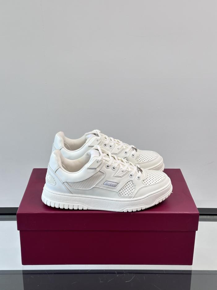 repliche,replica,perfette,siti di,affidabili,migliori siti,dove comprare,1:1,scarpe da ginnastica Coppia di sneakers Gucci repliche,replica,perfette,siti di,affidabili,migliori siti,dove comprare,1:1,scarpe da ginnastica Coppia di sneakers Gucci