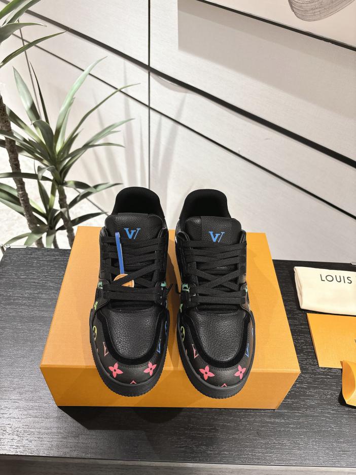 repliche,replica,perfette,siti di,affidabili,migliori siti,dove comprare,1:1,scarpe da ginnastica Le ultime scarpe sportive della serie Louis Vuitton Trainer repliche,replica,perfette,siti di,affidabili,migliori siti,dove comprare,1:1,scarpe da ginnastica Le ultime scarpe sportive della serie Louis Vuitton Trainer