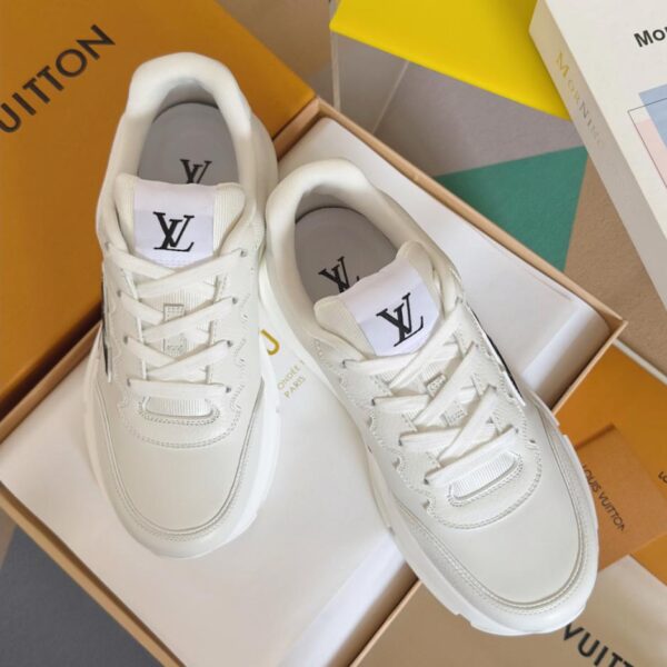 Le ultime sneakers casual da uomo con suola spessa della serie Classic di Louis Vuitton