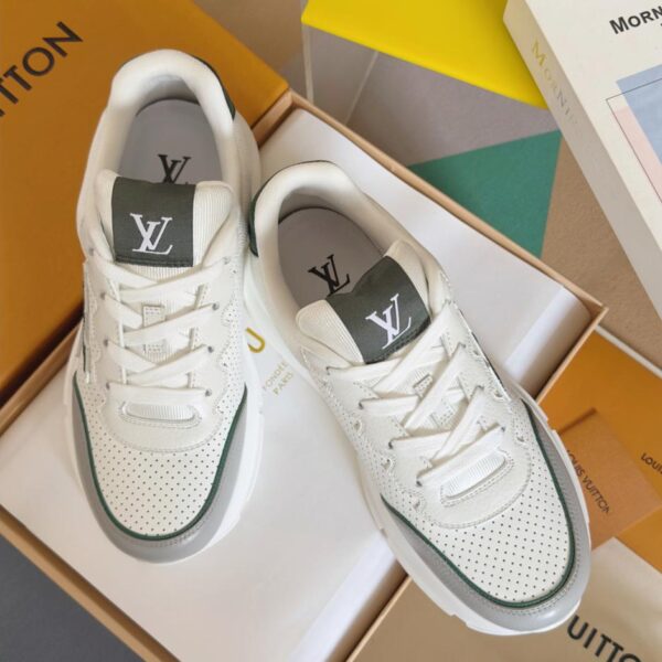 Le ultime sneakers casual da uomo con suola spessa della serie Classic di Louis Vuitton