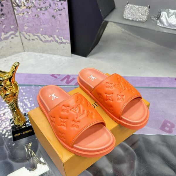 Nuove ciabatte da uomo Louis Vuitton
