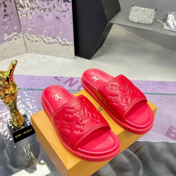 Nuove ciabatte da uomo Louis Vuitton