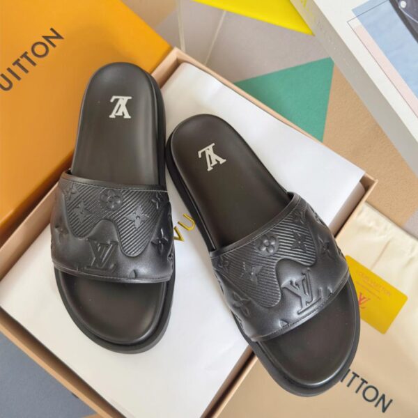 Sandali in rilievo in rilievo della serie Louis Vuitton Miami