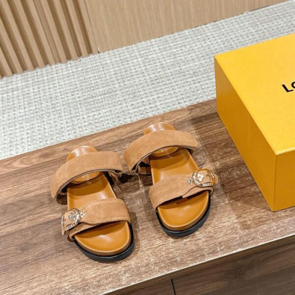 repliche,replica,perfette,siti di,affidabili,migliori siti,dove comprare,1:1,scarpe da ginnastica Nuovi sandali in rilievo di Louis Vuitton