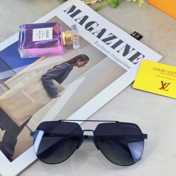 repliche,replica,perfette,siti di,affidabili,migliori siti,dove comprare,1:1,scarpe da ginnastica Louis vuitton nuovi occhiali da sole polarizzati da aviatore in nylon moda europea e americana a doppio ponte