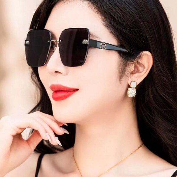 repliche,replica,perfette,siti di,affidabili,migliori siti,dove comprare,1:1,scarpe da ginnastica 【Miu Miu】 🕶. Lenti polarizzate in resina Polaroid montatura TR90, leggere e comode da indossare (87E4)