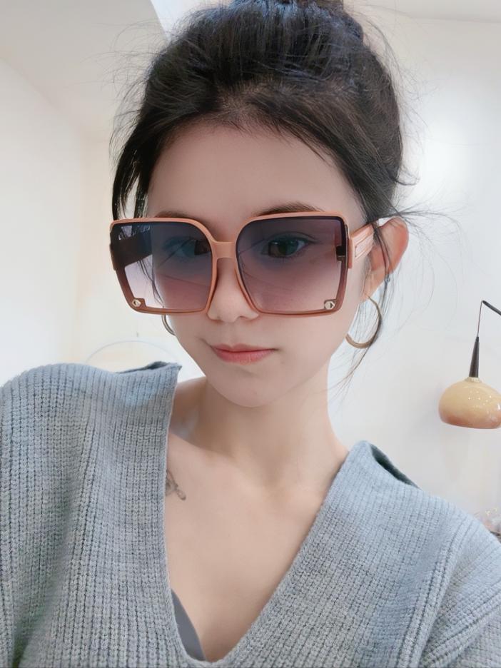 repliche,replica,perfette,siti di,affidabili,migliori siti,dove comprare,1:1,scarpe da ginnastica Occhiali da sole polarizzati DIOR con montatura quadrata alla moda repliche,replica,perfette,siti di,affidabili,migliori siti,dove comprare,1:1,scarpe da ginnastica Occhiali da sole polarizzati DIOR con montatura quadrata alla moda