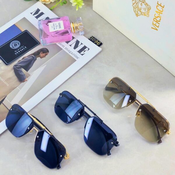 repliche,replica,perfette,siti di,affidabili,migliori siti,dove comprare,1:1,scarpe da ginnastica Versace Frameless Polygon Double Bridge Occhiali da sole personalizzati per uomo e donna Occhiali da sole senza montatura in metallo (197B)