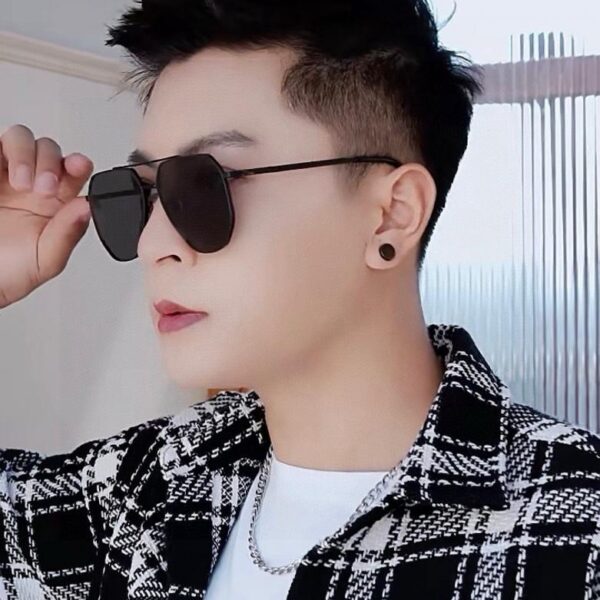 repliche,replica,perfette,siti di,affidabili,migliori siti,dove comprare,1:1,scarpe da ginnastica GUCCI Occhiali da sole polarizzati aviator colorati da uomo, lenti polarizzate HD, montatura senza montatura