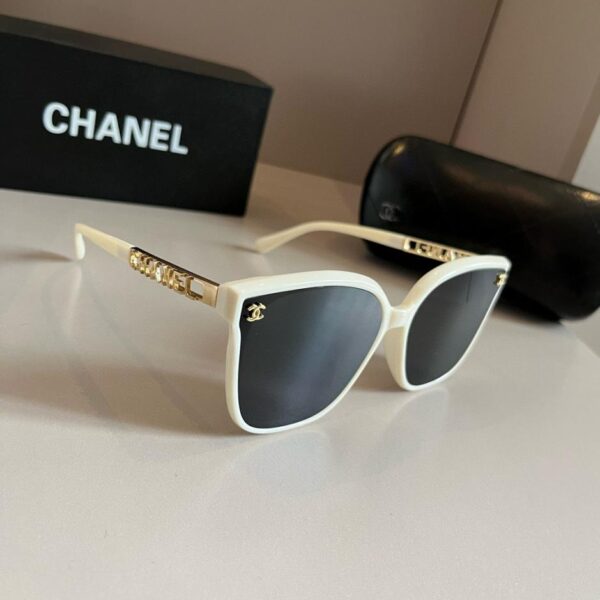 repliche,replica,perfette,siti di,affidabili,migliori siti,dove comprare,1:1,scarpe da ginnastica Nuovi occhiali da sole CHANEL con montatura grande Occhiali da sole Polaroid ultra trasparenti