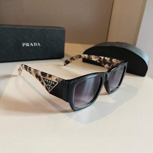repliche,replica,perfette,siti di,affidabili,migliori siti,dove comprare,1:1,scarpe da ginnastica Occhiali da sole da uomo e da donna di fascia alta PRADA🕶️