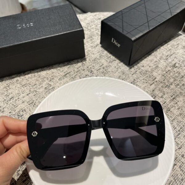 repliche,replica,perfette,siti di,affidabili,migliori siti,dove comprare,1:1,scarpe da ginnastica Nuovi occhiali da sole polarizzati Dior