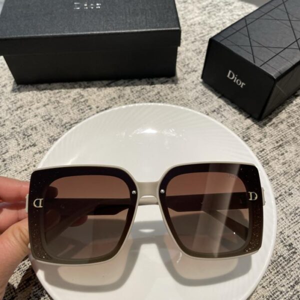 repliche,replica,perfette,siti di,affidabili,migliori siti,dove comprare,1:1,scarpe da ginnastica Occhiali da sole polarizzati in nylon HD Dior🕶