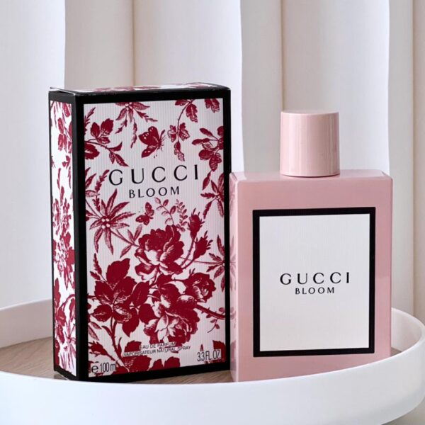 repliche,replica,perfette,siti di,affidabili,migliori siti,dove comprare,1:1,scarpe da ginnastica Profumo floreale EDP da donna Gucci Fragranza floreale profumata fresca e naturale 100 ml (129B)