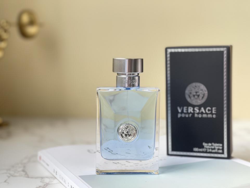 repliche,replica,perfette,siti di,affidabili,migliori siti,dove comprare,1:1,scarpe da ginnastica Versace|Il “profumo che uccide le donne” 100ml(1119) repliche,replica,perfette,siti di,affidabili,migliori siti,dove comprare,1:1,scarpe da ginnastica Versace|Il “profumo che uccide le donne” 100ml(1119)