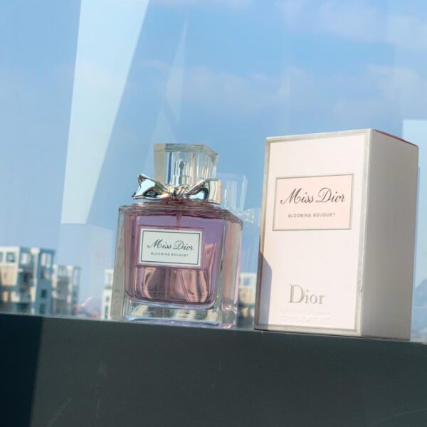 repliche,replica,perfette,siti di,affidabili,migliori siti,dove comprare,1:1,scarpe da ginnastica Dior Sweetheart Eau de Toilette 100 ml (C3C6)
