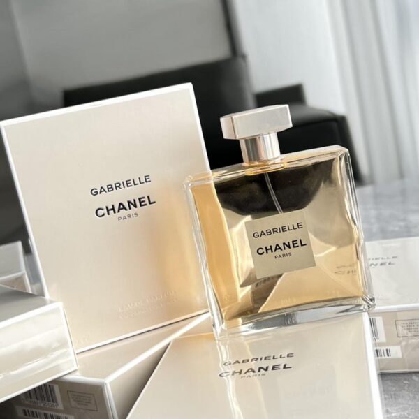 repliche,replica,perfette,siti di,affidabili,migliori siti,dove comprare,1:1,scarpe da ginnastica Profumo Chanel Gabrielle (0B55)