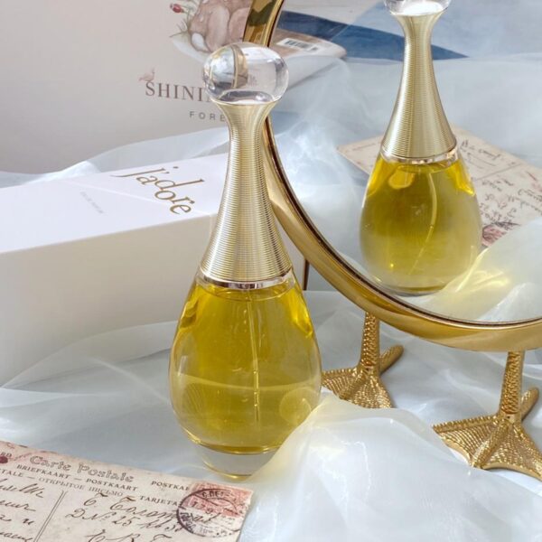 repliche,replica,perfette,siti di,affidabili,migliori siti,dove comprare,1:1,scarpe da ginnastica Christian Dior J’adore Eau de Parfum 100ML (7104)