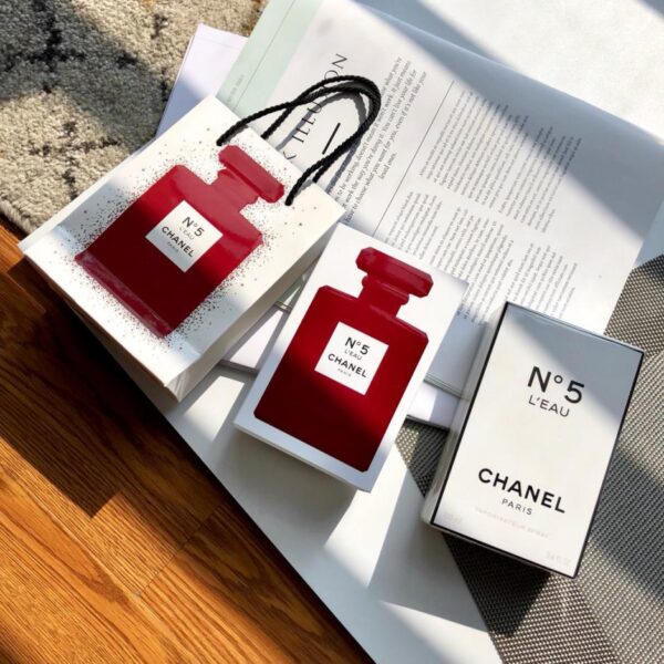 Profumo Chanel N. 5 edizione commemorativa (990F)