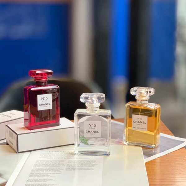 Chanel n. 5 versione di lusso low-key del profumo