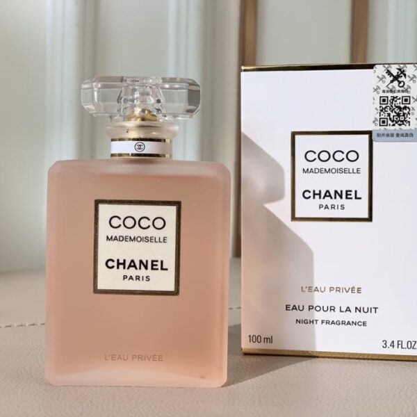 repliche,replica,perfette,siti di,affidabili,migliori siti,dove comprare,1:1,scarpe da ginnastica Chanel CoCo satinato (4870)
