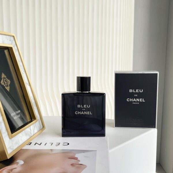 repliche,replica,perfette,siti di,affidabili,migliori siti,dove comprare,1:1,scarpe da ginnastica Profumo da uomo Chanel azzurro