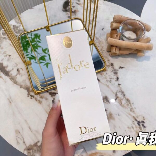 repliche,replica,perfette,siti di,affidabili,migliori siti,dove comprare,1:1,scarpe da ginnastica Profumo Dior J’Adore Infinissime