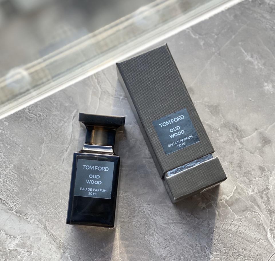 repliche,replica,perfette,siti di,affidabili,migliori siti,dove comprare,1:1,scarpe da ginnastica TF Oud Legno di Agar 50ml repliche,replica,perfette,siti di,affidabili,migliori siti,dove comprare,1:1,scarpe da ginnastica TF Oud Legno di Agar 50ml