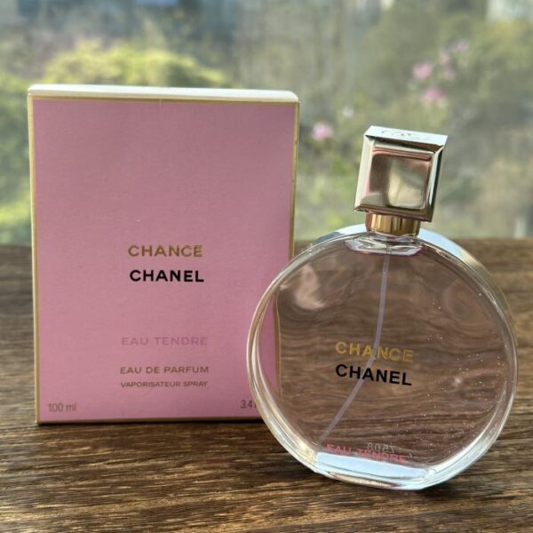 repliche,replica,perfette,siti di,affidabili,migliori siti,dove comprare,1:1,scarpe da ginnastica Fragranza Chanel Pink Encounter 100 ml