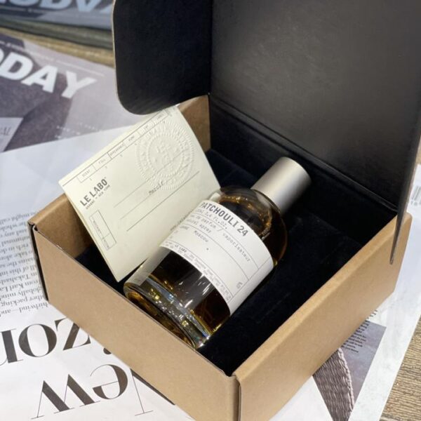 repliche,replica,perfette,siti di,affidabili,migliori siti,dove comprare,1:1,scarpe da ginnastica Le Labo profumo laboratorio patchouli patchouli n. 24 100ml