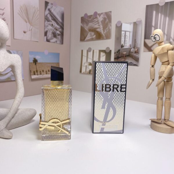 repliche,replica,perfette,siti di,affidabili,migliori siti,dove comprare,1:1,scarpe da ginnastica YSL edizione limitata pizzo dorato versione dorata Eau de Liberty profumo 90ml (FD87)