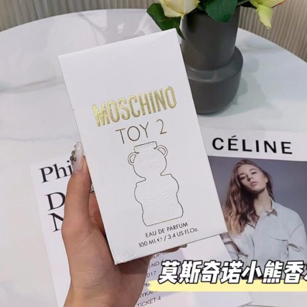 repliche,replica,perfette,siti di,affidabili,migliori siti,dove comprare,1:1,scarpe da ginnastica Moschino toy2 nuovo profumo orsetto