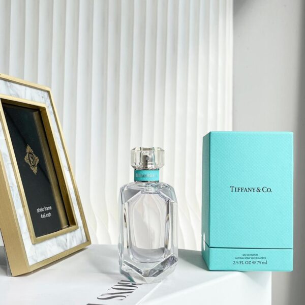 repliche,replica,perfette,siti di,affidabili,migliori siti,dove comprare,1:1,scarpe da ginnastica Profumo classico Tiffany