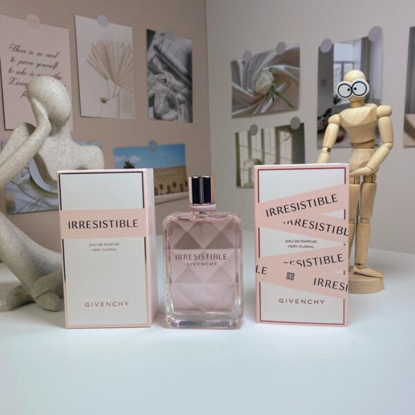 repliche,replica,perfette,siti di,affidabili,migliori siti,dove comprare,1:1,scarpe da ginnastica Givenchy Allure Danza dei Fiori 80ml