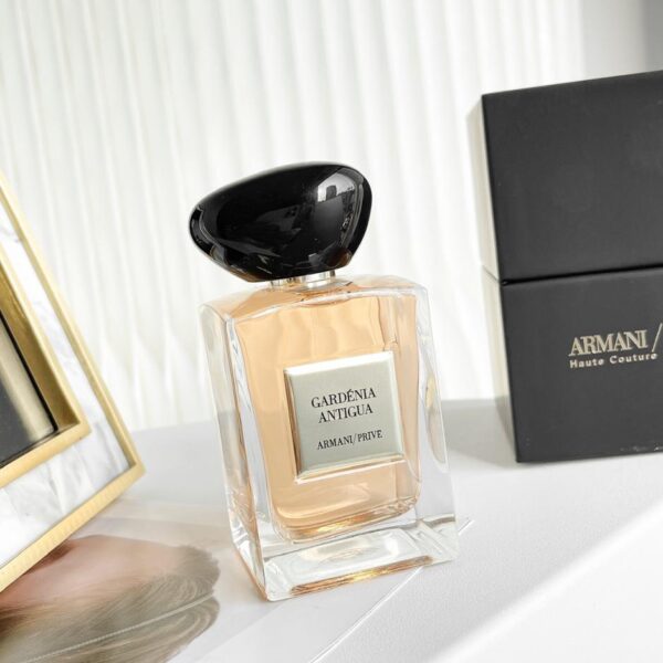 Armani Caraibi Gardenia