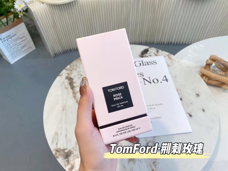 repliche,replica,perfette,siti di,affidabili,migliori siti,dove comprare,1:1,scarpe da ginnastica TF fragranza alla rosa spinata 100 ml Serie di fragranze private TOM FORD (F369) repliche,replica,perfette,siti di,affidabili,migliori siti,dove comprare,1:1,scarpe da ginnastica TF fragranza alla rosa spinata 100 ml Serie di fragranze private TOM FORD (F369)