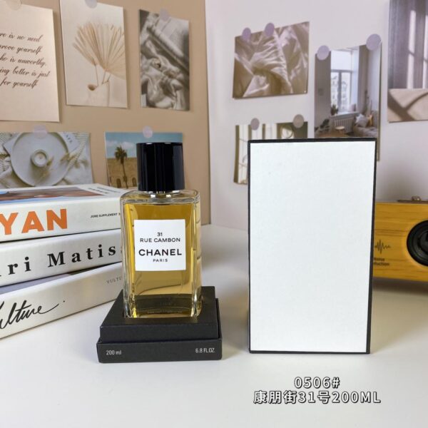 repliche,replica,perfette,siti di,affidabili,migliori siti,dove comprare,1:1,scarpe da ginnastica Collezione Chanel Serie-Chanel Les Exclusifs de Chanel 31 Rue Cambon(FD88)