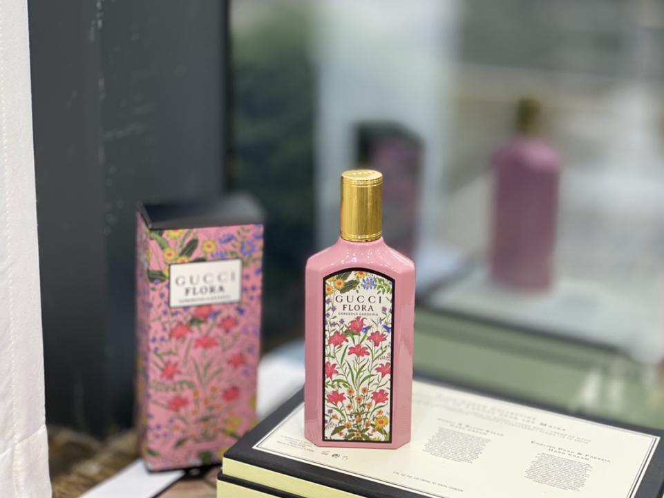 repliche,replica,perfette,siti di,affidabili,migliori siti,dove comprare,1:1,scarpe da ginnastica Gucci New Gardenia Edizione Limitata Profumo da Donna Flora Fragranza a Lunga Durata 100ml (1C26) repliche,replica,perfette,siti di,affidabili,migliori siti,dove comprare,1:1,scarpe da ginnastica Gucci New Gardenia Edizione Limitata Profumo da Donna Flora Fragranza a Lunga Durata 100ml (1C26)