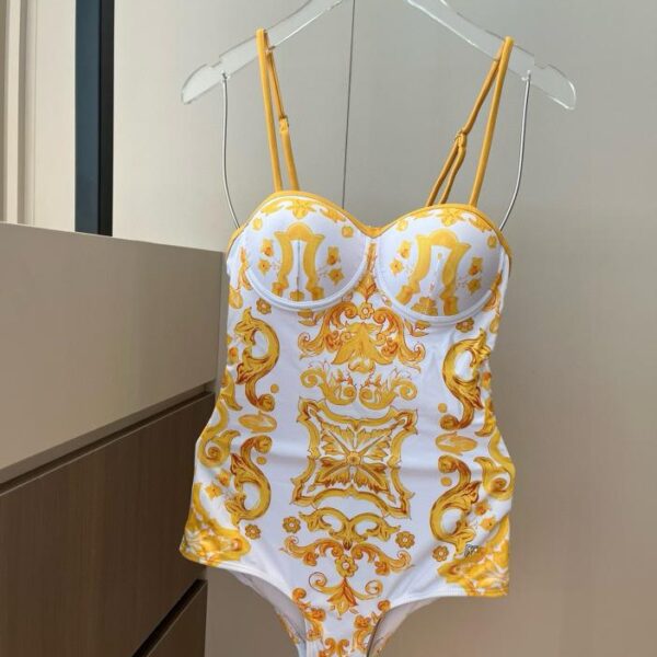 Costume intero con ferretto D&G️