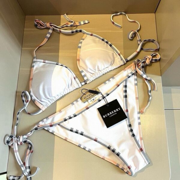 repliche,replica,perfette,siti di,affidabili,migliori siti,dove comprare,1:1,scarpe da ginnastica Costume da bagno classico in stile britannico Burberry