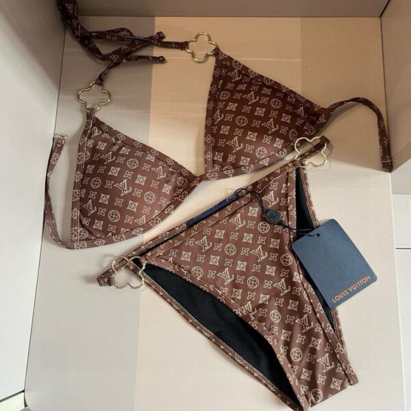 repliche,replica,perfette,siti di,affidabili,migliori siti,dove comprare,1:1,scarpe da ginnastica Il bikini Louis Vuitton separa il costume da bagno