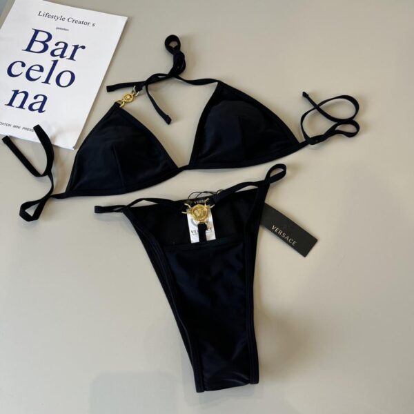 repliche,replica,perfette,siti di,affidabili,migliori siti,dove comprare,1:1,scarpe da ginnastica Versace nuovo costume bikini ufficiale