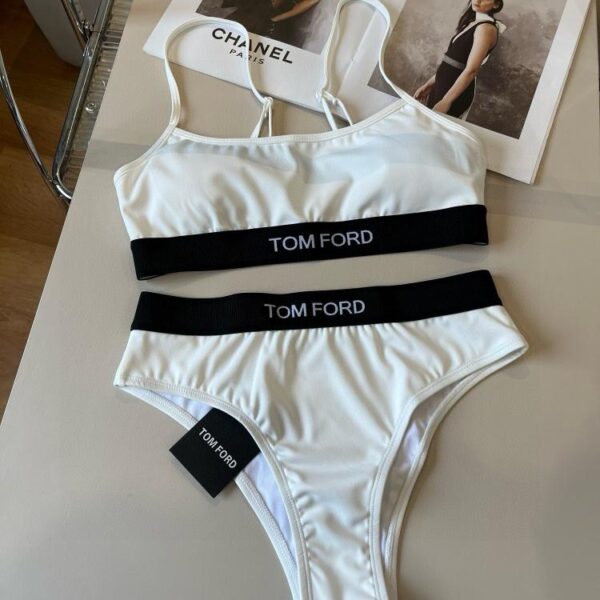 repliche,replica,perfette,siti di,affidabili,migliori siti,dove comprare,1:1,scarpe da ginnastica TOMFORD Nuovo costume da bagno con medaglia bikini Canotta Triangolo Leggings Costume da bagno separato