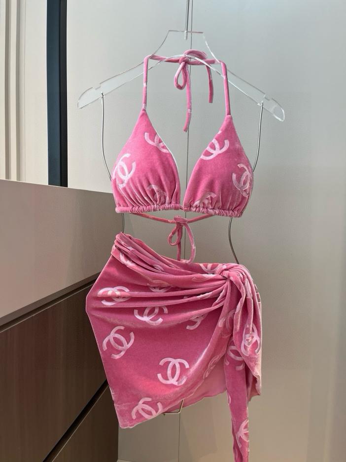 repliche,replica,perfette,siti di,affidabili,migliori siti,dove comprare,1:1,scarpe da ginnastica Completo bikini classico a tre pezzi in velluto a coste Chanel️ repliche,replica,perfette,siti di,affidabili,migliori siti,dove comprare,1:1,scarpe da ginnastica Completo bikini classico a tre pezzi in velluto a coste Chanel️