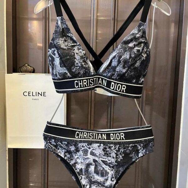 repliche,replica,perfette,siti di,affidabili,migliori siti,dove comprare,1:1,scarpe da ginnastica Dior nuovo costume da bagno separato