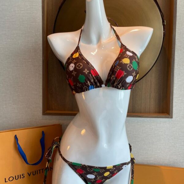 repliche,replica,perfette,siti di,affidabili,migliori siti,dove comprare,1:1,scarpe da ginnastica Il nuovo bikini di Louis Vuitton👙