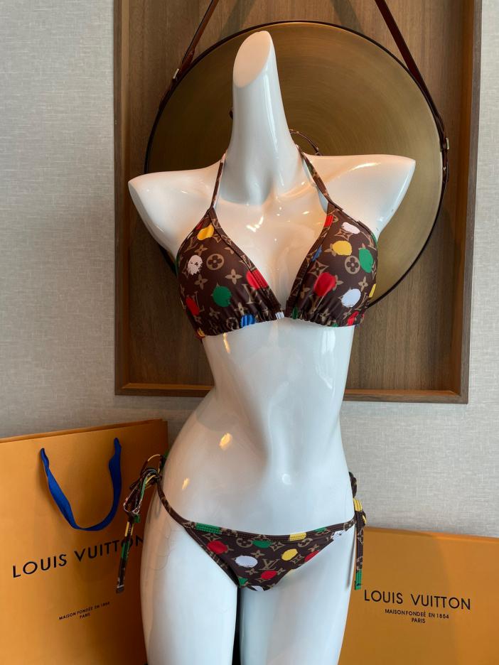 repliche,replica,perfette,siti di,affidabili,migliori siti,dove comprare,1:1,scarpe da ginnastica Il nuovo bikini di Louis Vuitton👙 repliche,replica,perfette,siti di,affidabili,migliori siti,dove comprare,1:1,scarpe da ginnastica Il nuovo bikini di Louis Vuitton👙