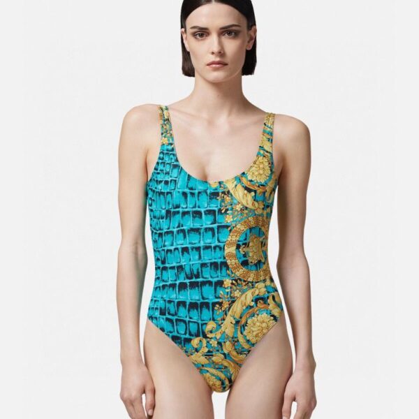 repliche,replica,perfette,siti di,affidabili,migliori siti,dove comprare,1:1,scarpe da ginnastica I costumi da bagno Versace sono adatti a una varietà di scene: mare, piscina, sorgente termale, parco acquatico, rafting
