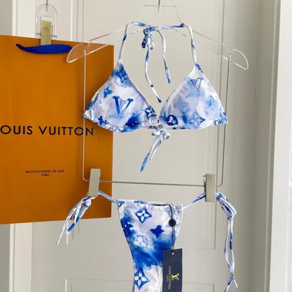 repliche,replica,perfette,siti di,affidabili,migliori siti,dove comprare,1:1,scarpe da ginnastica Il nuovo bikini di Louis Vuitton